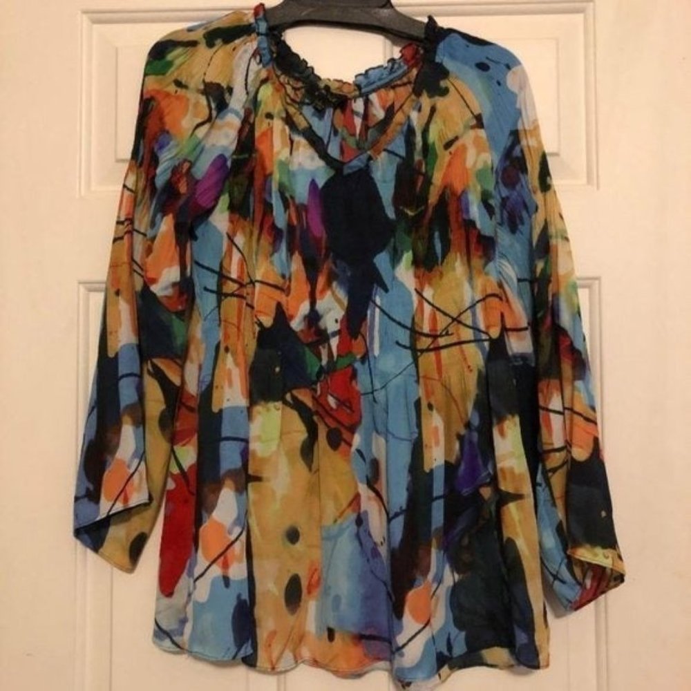 Womens top size Lg colorful